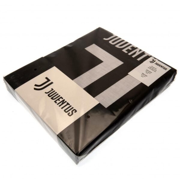 Official Juventus FC Big Crest Single Duvet Set Official Juventus FC Big Crest Single Duvet Set