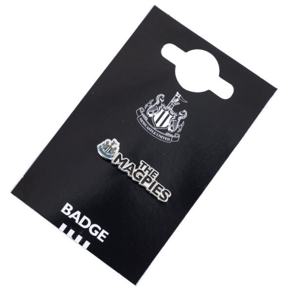 TM-04158-Newcastle-United-FC-Magpies-Badge-3 Official Newcastle United FC Magpies Badge