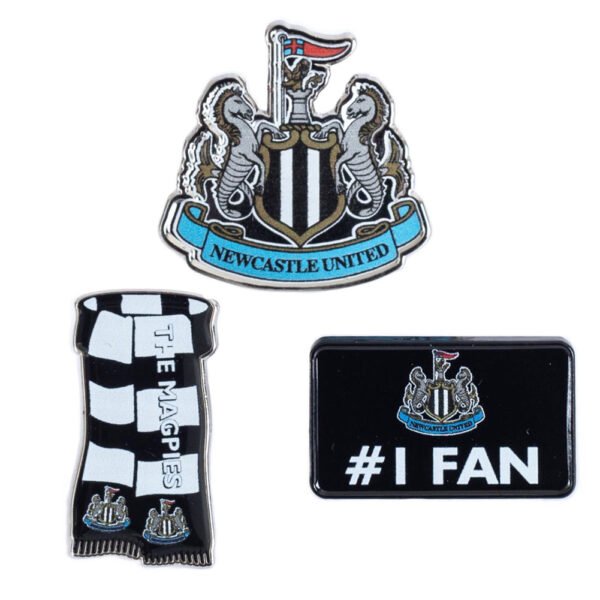TM-04161-Newcastle-United-FC-3pc-Badge-Set Official Newcastle United FC 3pc Badge Set