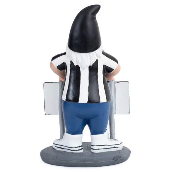 TM-04206-Newcastle-United-FC-Street-Sign-Gnome-2 Official Newcastle United FC Street Sign Gnome