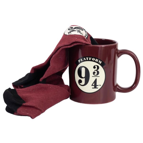 TM-05546-Harry-Potter-9-3-Quarters-Mug-Sock-Set Official Harry Potter 9 & 3 Quarters Mug & Sock Set