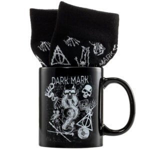 TM-06249-Harry-Potter-Dark-Arts-Mug-Sock-Set Official Harry Potter Dark Arts Mug & Sock Set