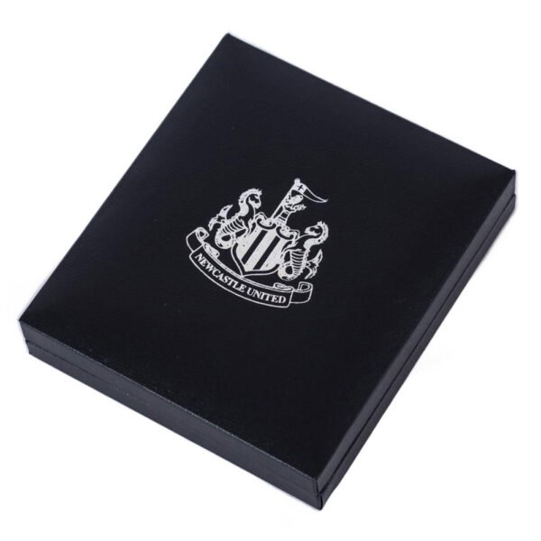 TM-06379-Newcastle-United-FC-18ct-Gold-Plated-on-Silver-Pendant-Chain-2 Official Newcastle United FC 18ct Gold Plated on Silver Pendant & Chain