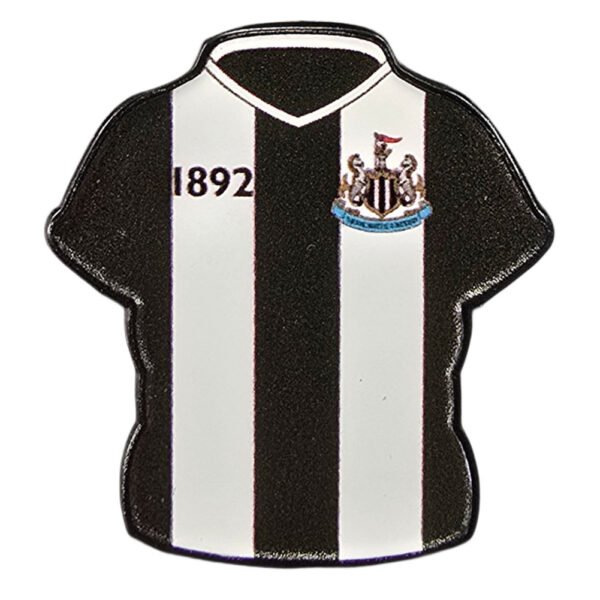 Official Newcastle United FC Home Shirt Keyring & Badge Set