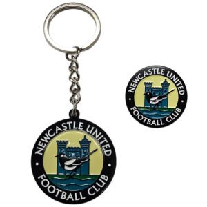 Official Newcastle United FC Retro 76-83 Crest Keyring & Badge Set
