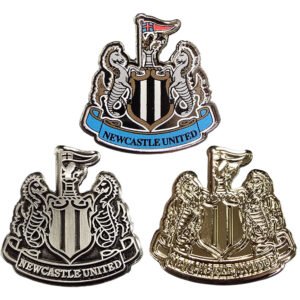 TM-07200-Newcastle-United-FC-3pc-Crest-Badge-Set Official Newcastle United FC 3pc Crest Badge Set