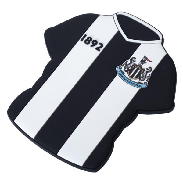 TM-07402-Newcastle-United-FC-PVC-Home-Kit-Fridge-Magnet-1 Official Newcastle United FC PVC Home Kit Fridge Magnet