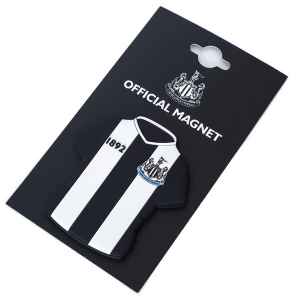 TM-07402-Newcastle-United-FC-PVC-Home-Kit-Fridge-Magnet-2 Official Newcastle United FC PVC Home Kit Fridge Magnet